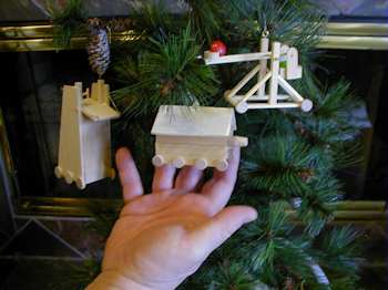 Christmas tree siege engine