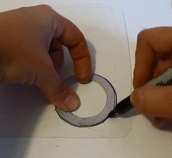 Trace ring onto plastic