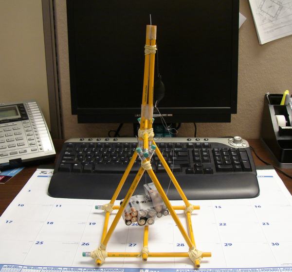 The trebuchet with swing arm relaxed
