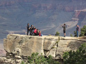 Tourists at the Grand Canyon 