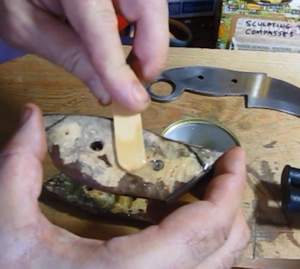 Apply glue to the handle halves