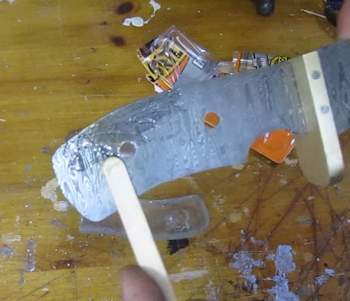 Apply glue