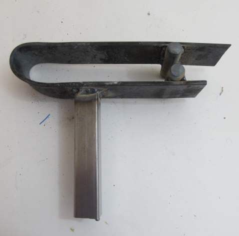 Side view of the fullering tool