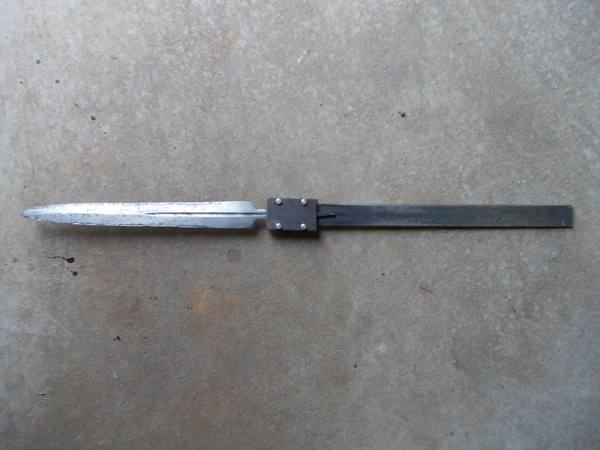 The sword holder for blacksmithing