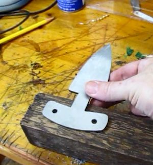 measure and trace for the handle