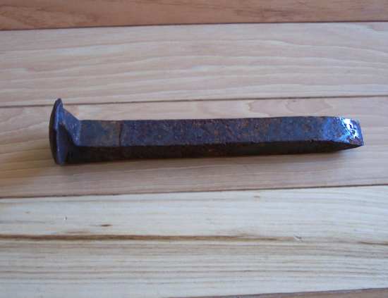 Railroad spike chisel