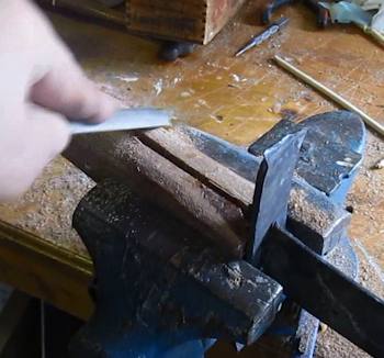 Rasp handle shape