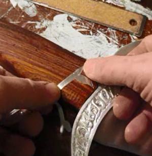 applying the foil tape