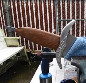 The handle on the tang