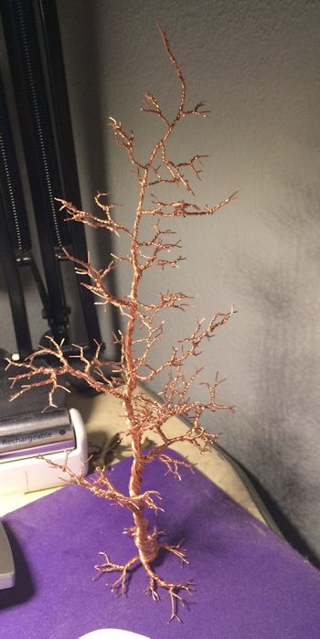 The copper wire tree