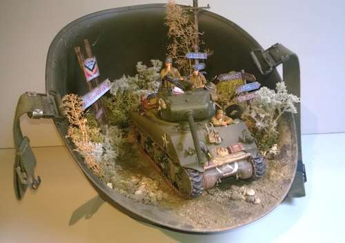 Another angle of the diorama inside a helmet