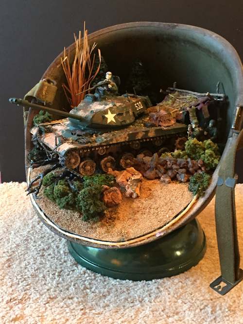 Helmet diorama