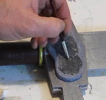 Paint the ornament
