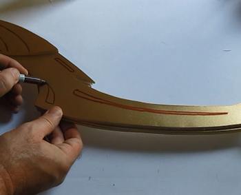 Detail the bows