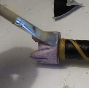 Paint the pommel