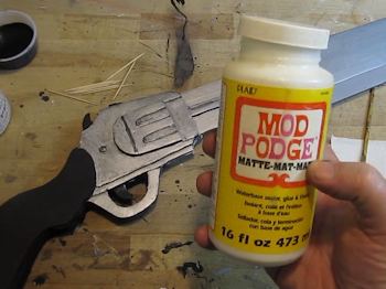 Mod podge the gun blade