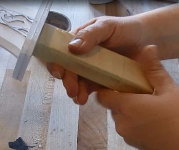 Tape the handle