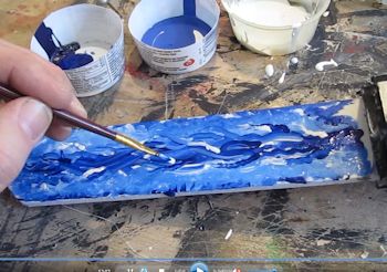 Finish off the painting