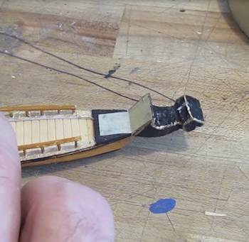 How the tail is hinged