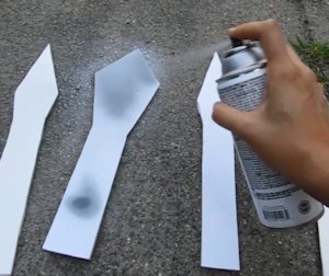 Paint the blades