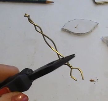 Twist wire