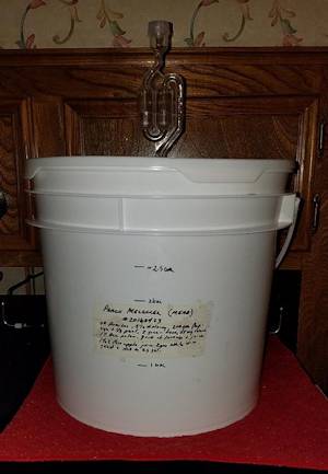 A fermentation pail