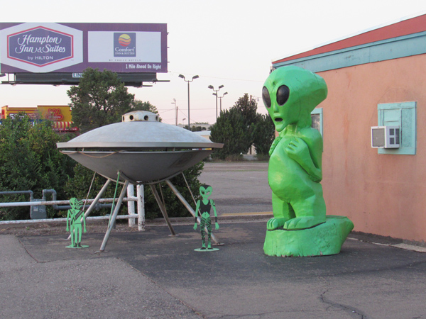 Aliens in Roswell