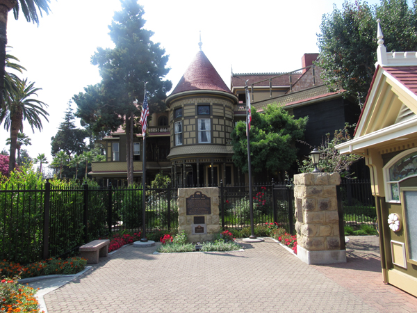 Exterior of Winchester Mystery House