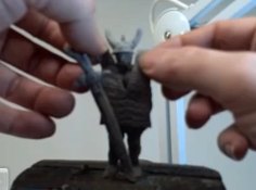 Adding the chainmail to the miniature
