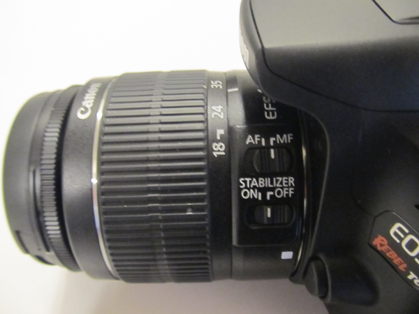 Lens set to manual focus